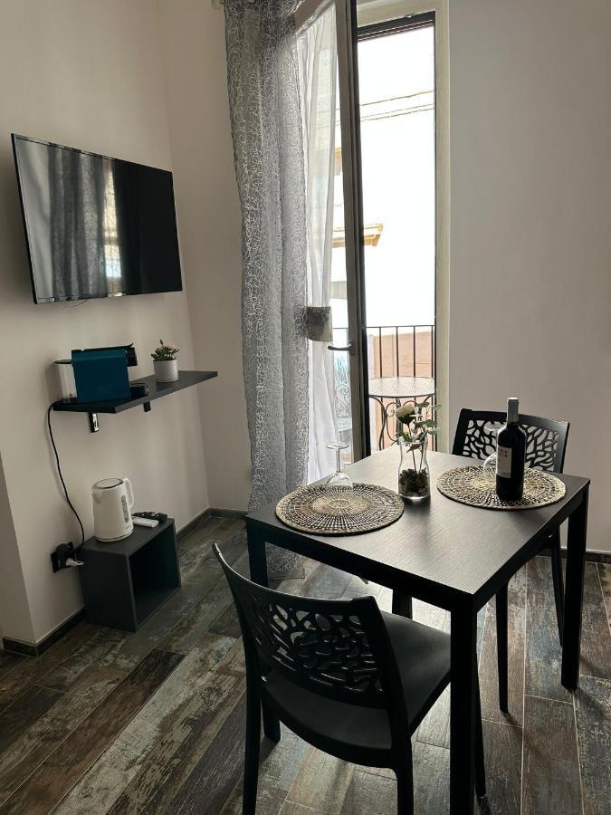 Home J&J Μπάρι Εξωτερικό φωτογραφία